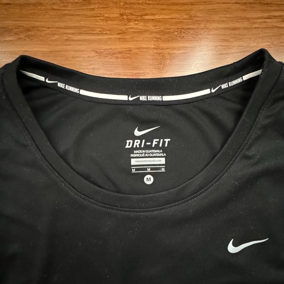 Nike Dri Fit Crewneck Running Top - Picture 2 of 2